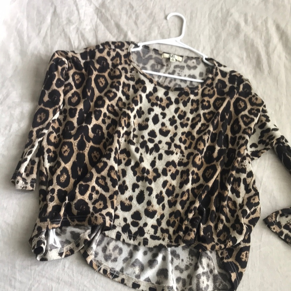 Animal print long sleeve top - YA Los Angeles